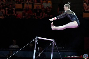 esp casabuena laura ph simone ferraro sfa06020 copia